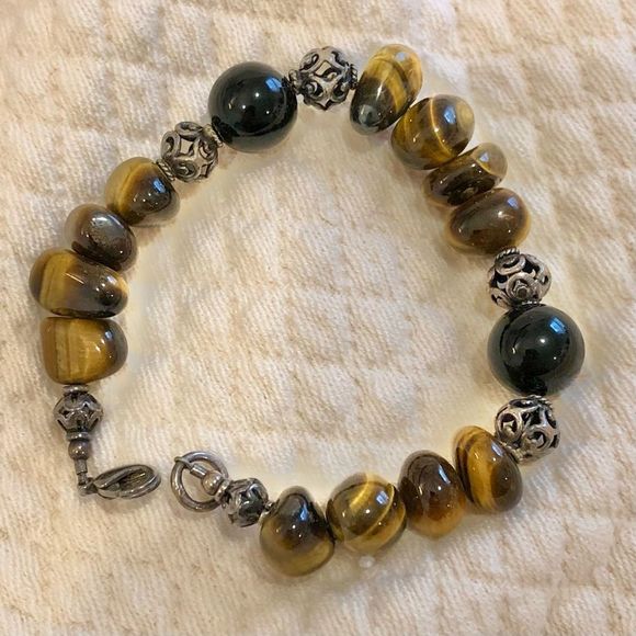 Black and Brown Tigers Eye Cabochon and Sterling Silver Filigree Bead Bracelet - Picture 4 of 4